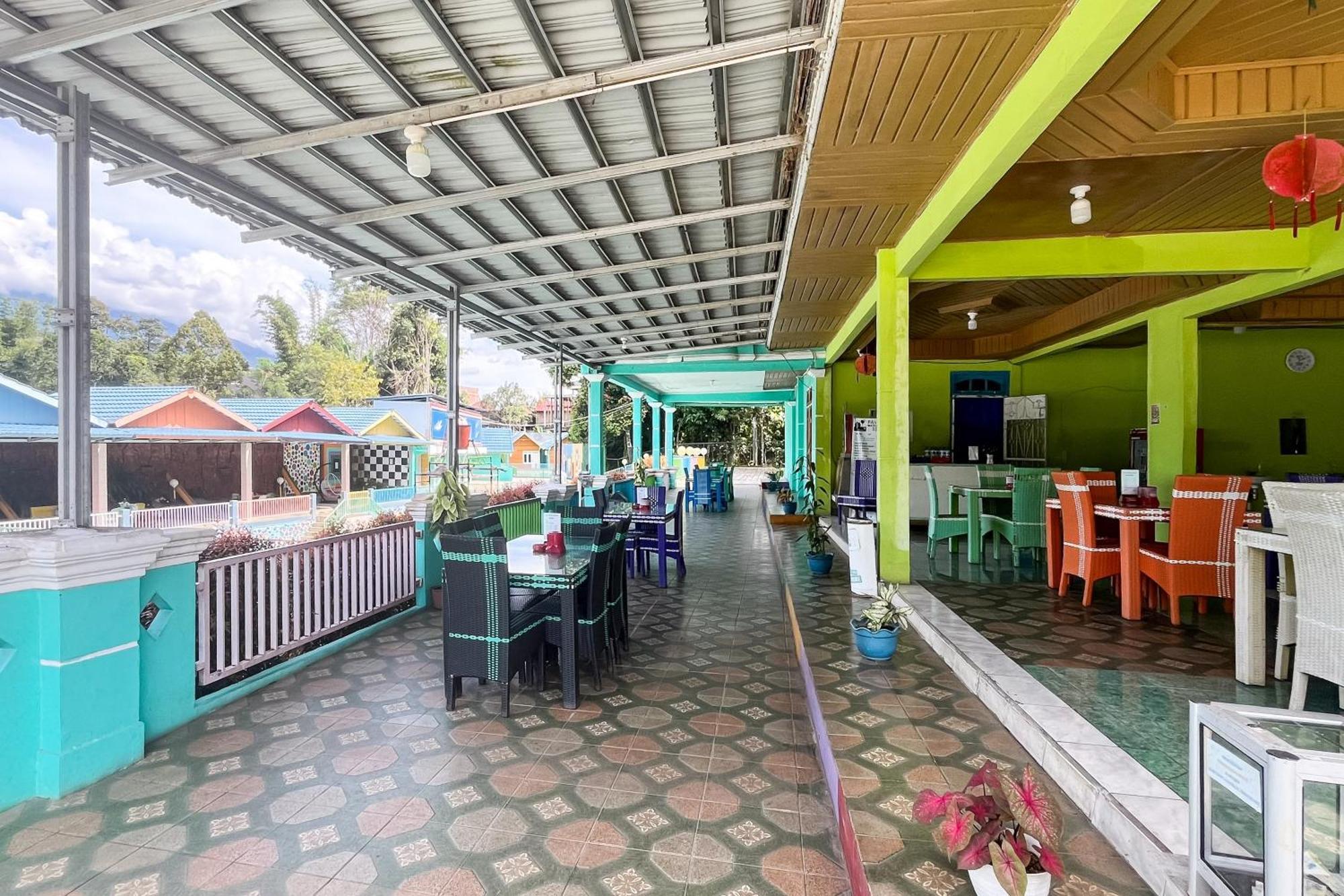Reddoorz At Villa Waterfun Favour Pagar Alam Pagaralam Exteriör bild